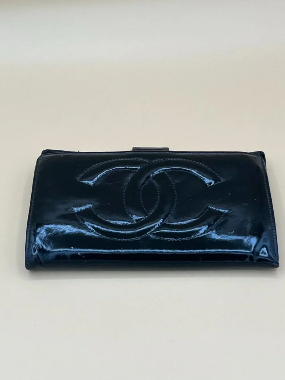 Title: CHANEL Vintage Black Patent Leather CC Logo Long Wallet Kisslock Coin Mad